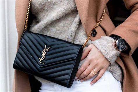 ysl sort taske